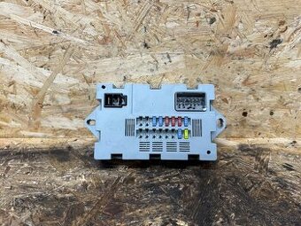 POJISTKOVÁ SKŘÍŇ LAND ROVER DISCOVERY SPORT CPLA-14Q073-AA