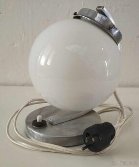 RETRO LAMPA KULATÝ DESIGN