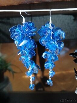 Plastové náušnice bižuterie