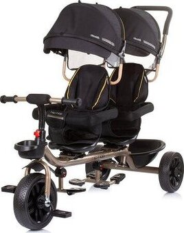 Tříkolka pro dvojčata