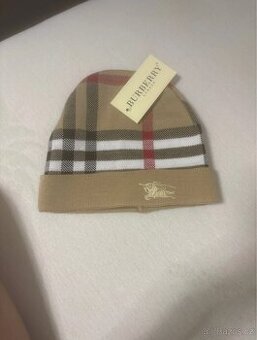 Burberry čepice zimní
