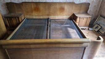 Kompletní starodávné ložnice