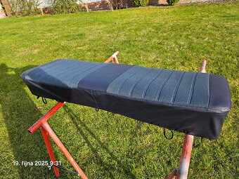 Mercedes W114/115 nové potahy sedadel