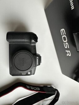 Canon EOS R - top stav