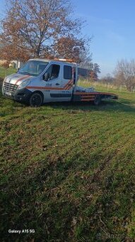 Prodám odtahovku odtahovy speciál Renault master