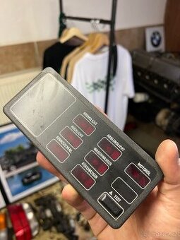 Palubní počítač BMW E28 / E30