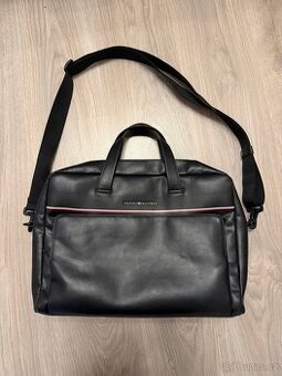Pánská taška / brašna na notebook Tommy Hilfiger – černá