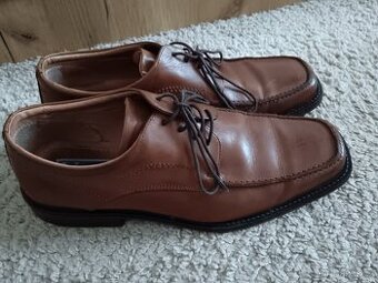 Pánská kožená obuv.