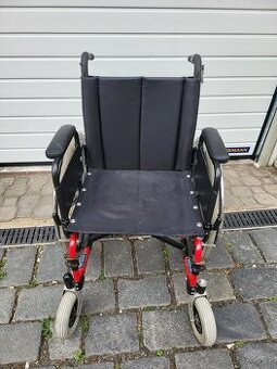 invalidní vozík Invacare, 4 brzdy, široký