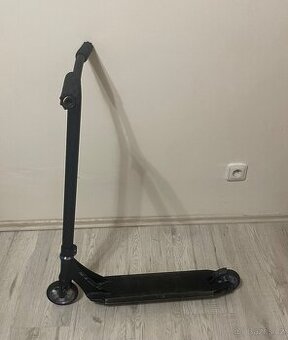 Ethic freestyle koloběžka