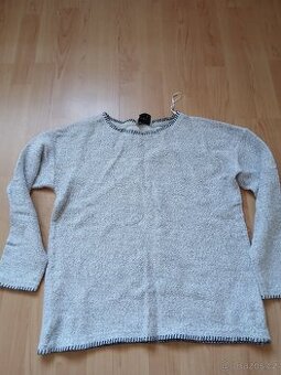 Světlé šedá mikina