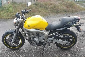 YAMAHA FZ6N fazer