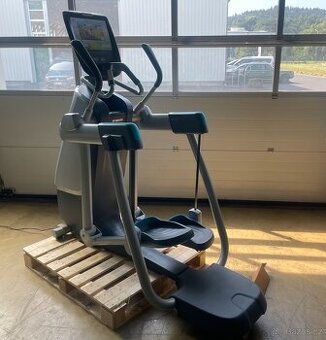 Adaptivní multi-eliptický trenažér PRECOR AMT 885 OS P80