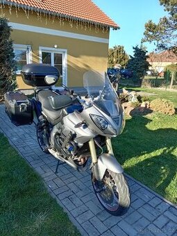 Triumph tiger 1050