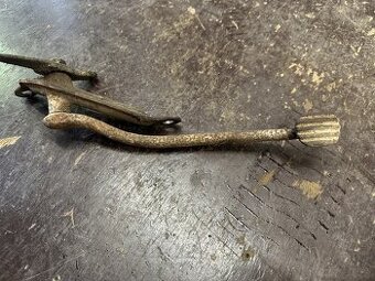 Predám brzdová páka s držákem JAWA 250/559 panelka