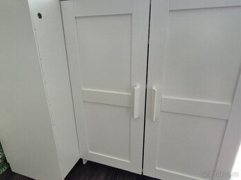 Skříňka bílá Ikea Brimnes