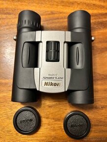 Dalekohled Nikon Sport line