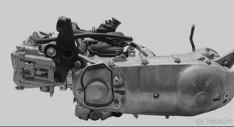 Motor Honda forza 125 roky 21+