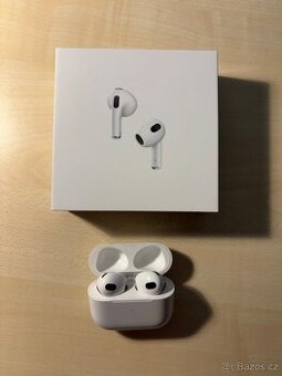 Prodám Apple AirPods (3. generace) s MagSafe