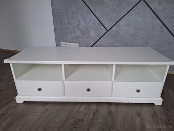 Ikea televizní stolek-masiv