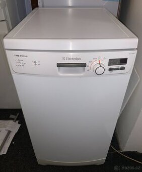 myčka Electrolux esf45030