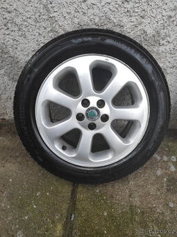 Litá kola orig Škoda 16" + zánovní Bravuris 5