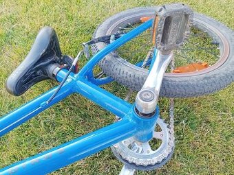 Modrý Kubike 16L - po 2 dětech