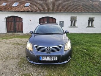 Toyota Avensis 2.0 D-4D kombi, Webasto, Tažné