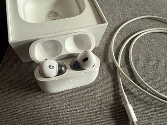 Apple AirPods Pro 2022 + speciální špunty