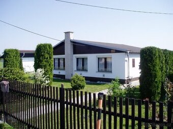 STAVEBNICI RODINNÉHO DOMKU a POZEMEK