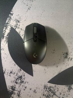 Herní myš Logitech G305