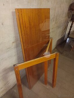 Retro jídelní stůl