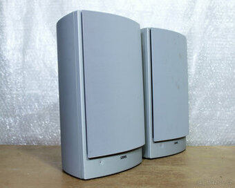 Aktivní reprobedny Loewe.