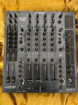 Mix ALLEN & HEATH XONE 92