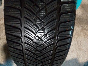 195/55/15 205/55/16 205/50/17 225/40/18 235/45/19 kusovka