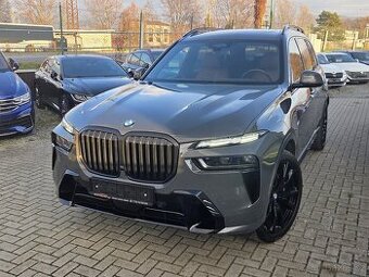 BMW X7 40d xDrive M Paket LASER HUD SKY LOUNGE TAŽNÉ