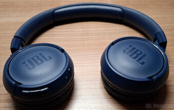 Bezdrátová sluchátka JBL TUNE 520BT Modrá