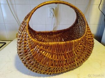 Nákupní proutěný koš