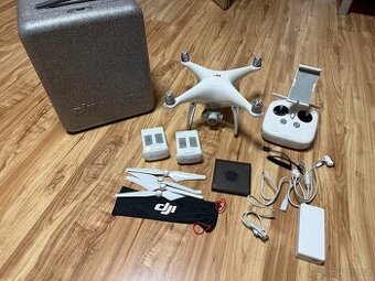 Dron DJI phantom 4