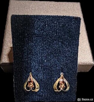 Nove zlate nausnice 585 - 1