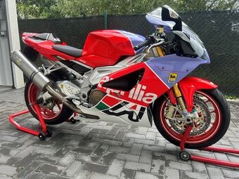 Aprilia RSV 1000R, 2008