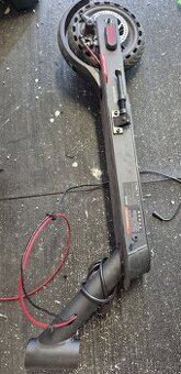Prodám základní konstrukci  koloběžka sencor