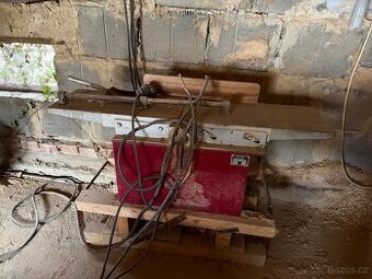 truhlářská srovnávačka / hoblovka