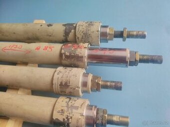 Hydraulicke valce - dlouhe 1.7m