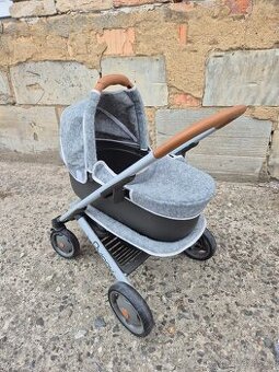 Kočárek pro panenky - 1