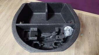 Výplň kufru škoda superb 2 combi