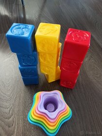 chrastitka,kostky,hráčky pro nejmenší, lego, Lamaze, Chico