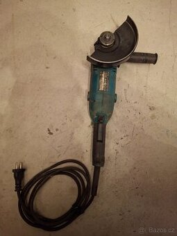 Makita GA6021C