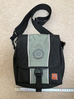 Taška přes rameno NeilPryde / Voyager – výborný stav