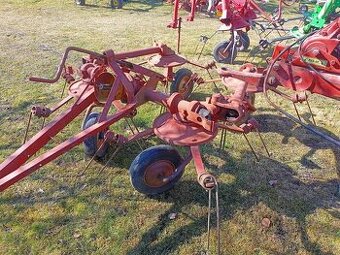 Obraceč sena Kühn tažený